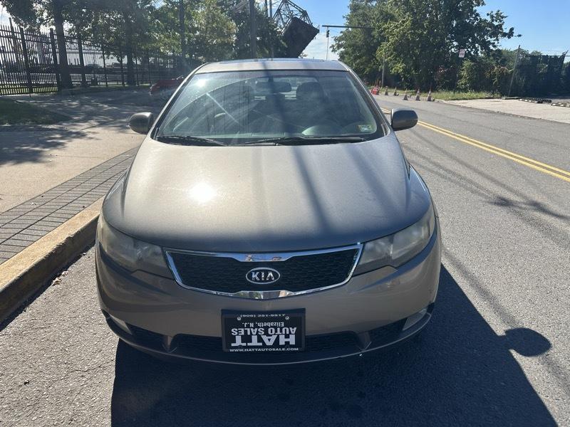 Kia Forte 5-Door SX 2011