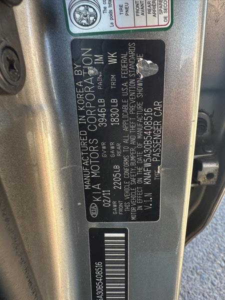 Kia Forte 5-Door SX 2011