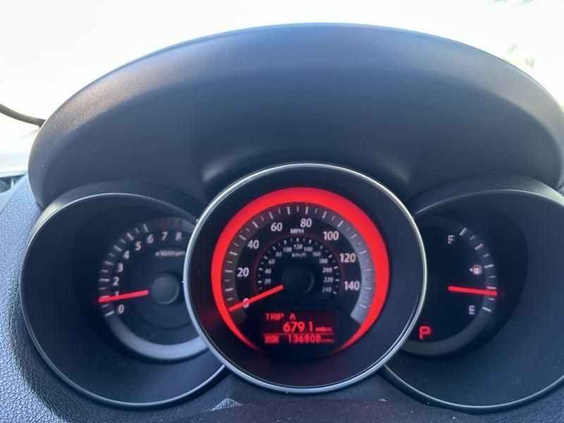 Kia Forte 5-Door SX 2011