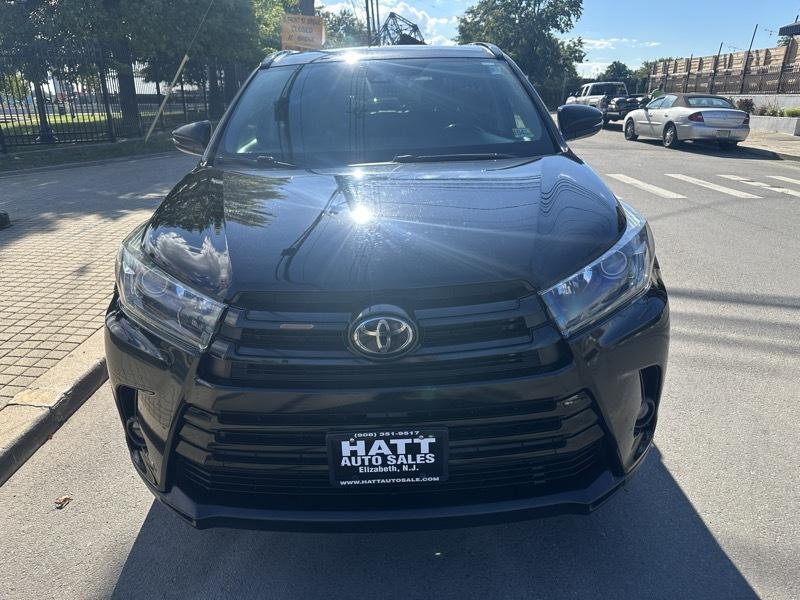 Toyota Highlander SE AWD V6 2019