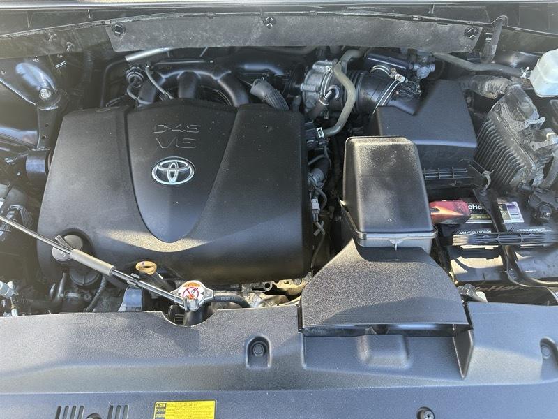 Toyota Highlander SE AWD V6 2019