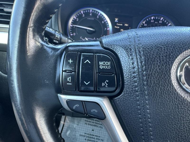 Toyota Highlander SE AWD V6 2019