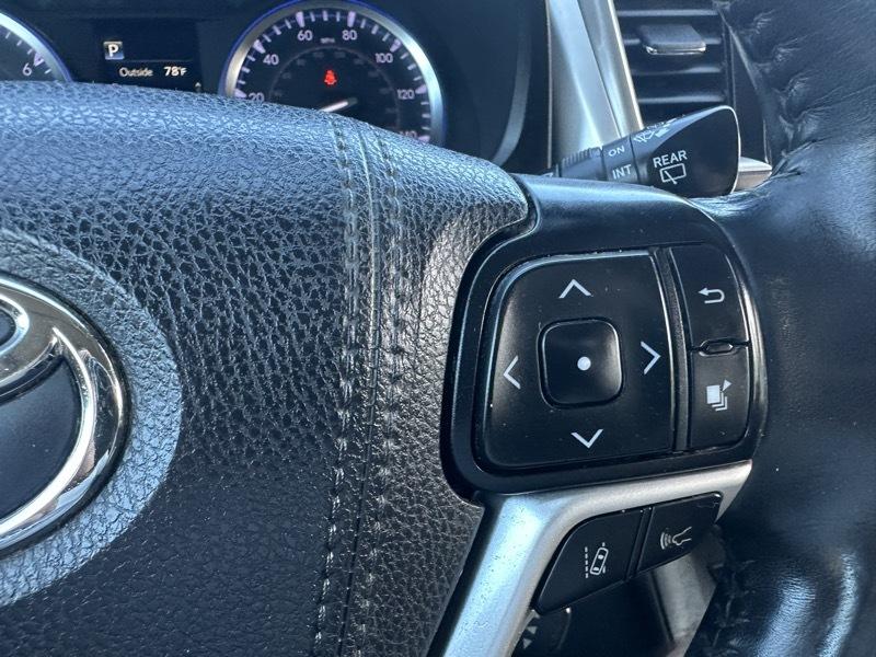 Toyota Highlander SE AWD V6 2019