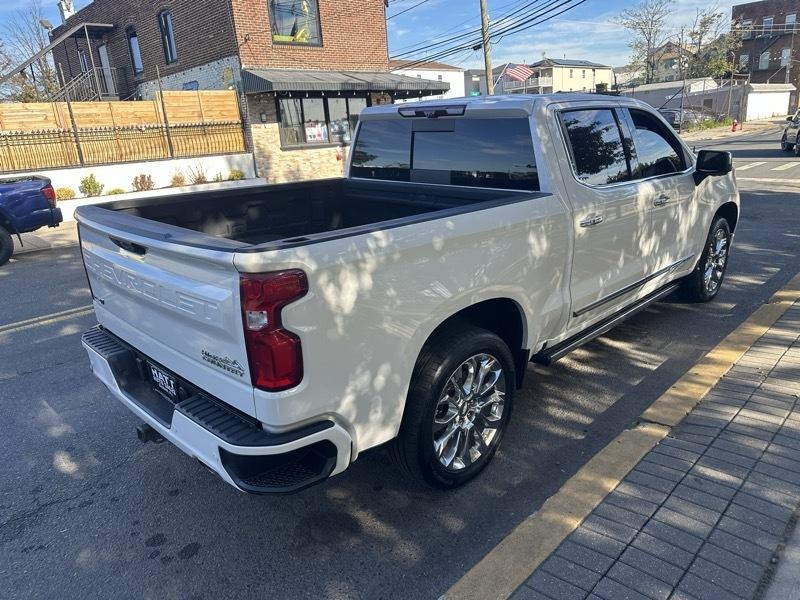 Chevrolet Silverado 1500 High Country Crew Cab 4WD 2023