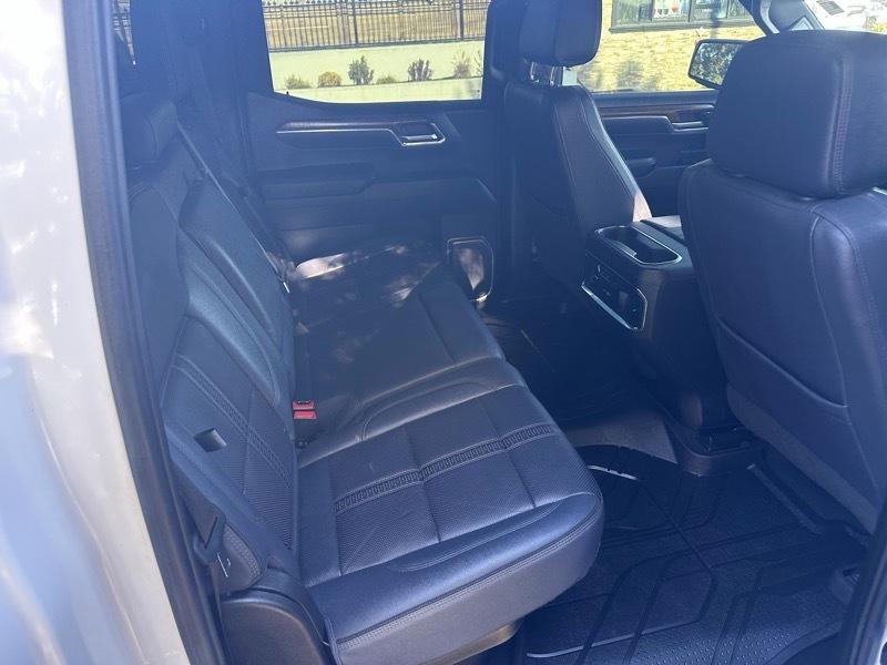 Chevrolet Silverado 1500 High Country Crew Cab 4WD 2023