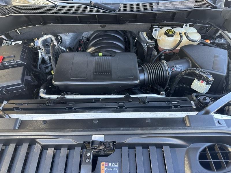 Chevrolet Silverado 1500 High Country Crew Cab 4WD 2023