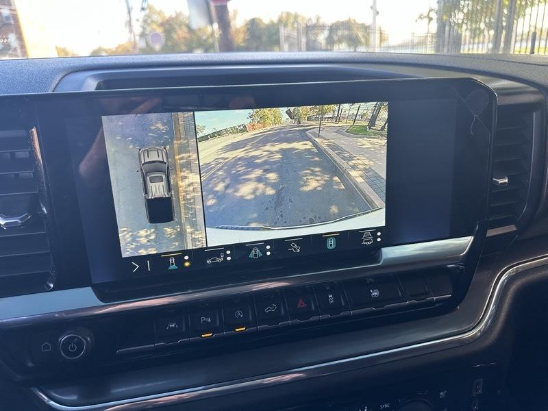 Chevrolet Silverado 1500 High Country Crew Cab 4WD 2023