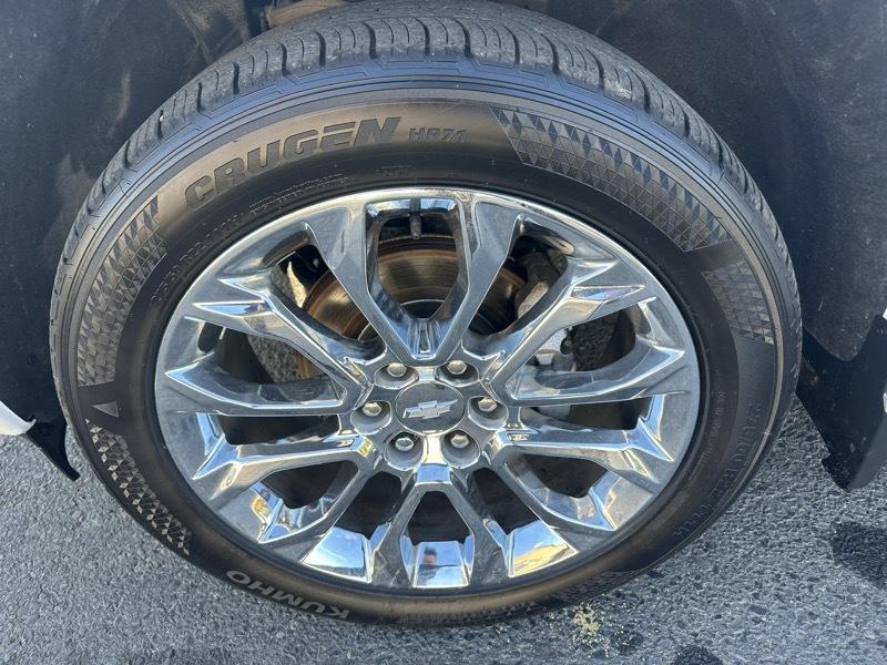 Chevrolet Silverado 1500 High Country Crew Cab 4WD 2023