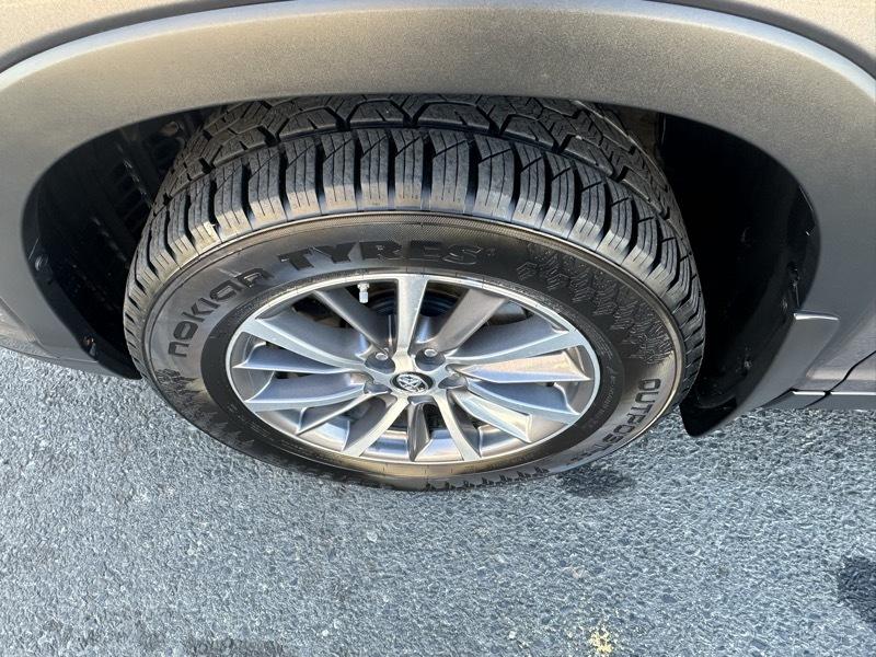 Toyota Highlander XLE AWD V6 2019