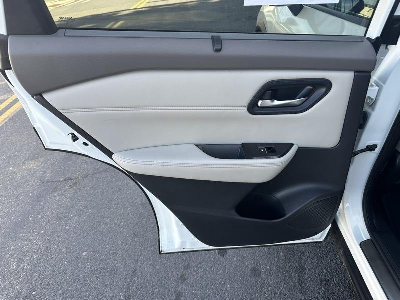 Nissan Rogue SL 2023