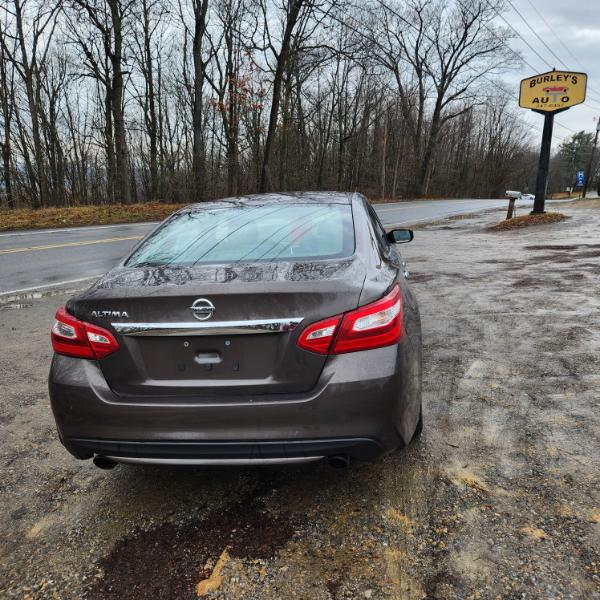 Nissan Altima 2.5 SR 2016