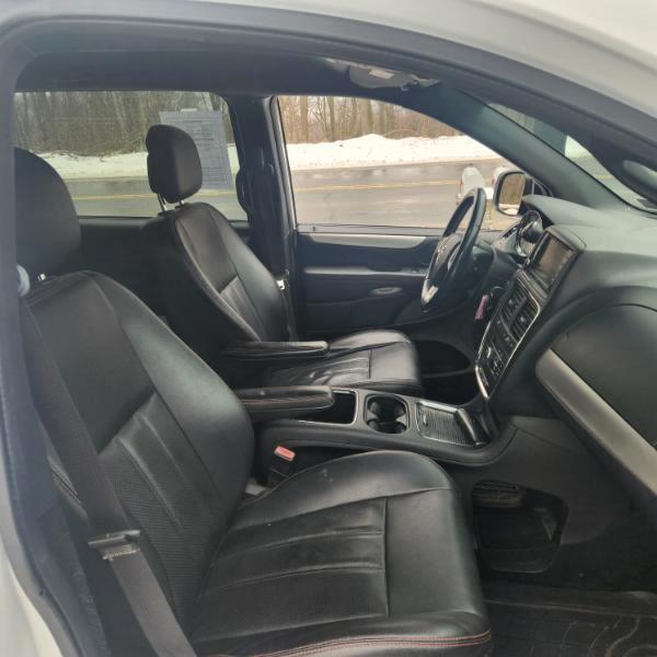 Dodge Grand Caravan R/T 2015