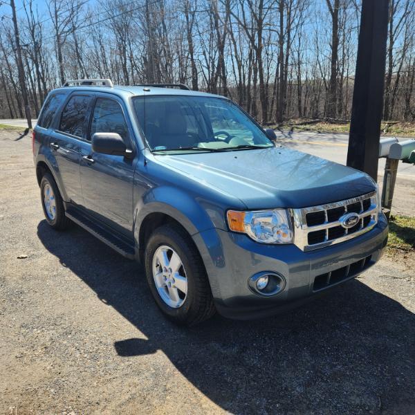 Ford Escape XLT 4WD 2012