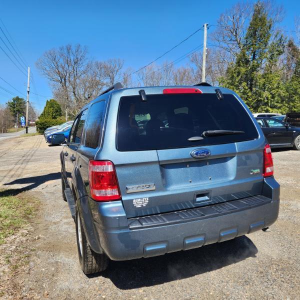 Ford Escape XLT 4WD 2012