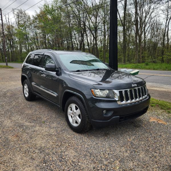 Jeep Grand Cherokee Laredo 4WD 2011