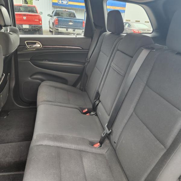 Jeep Grand Cherokee Laredo 4WD 2011