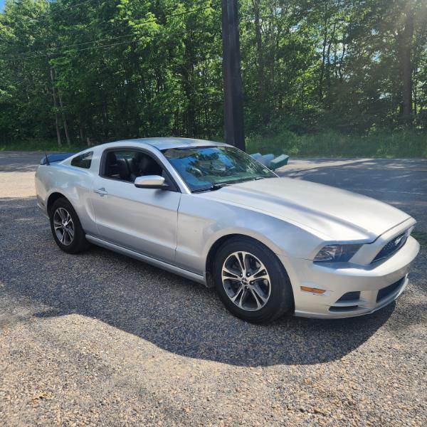 Ford Mustang V6 Coupe 2014