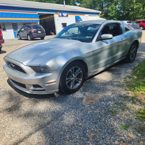 Ford Mustang V6 Coupe 2014
