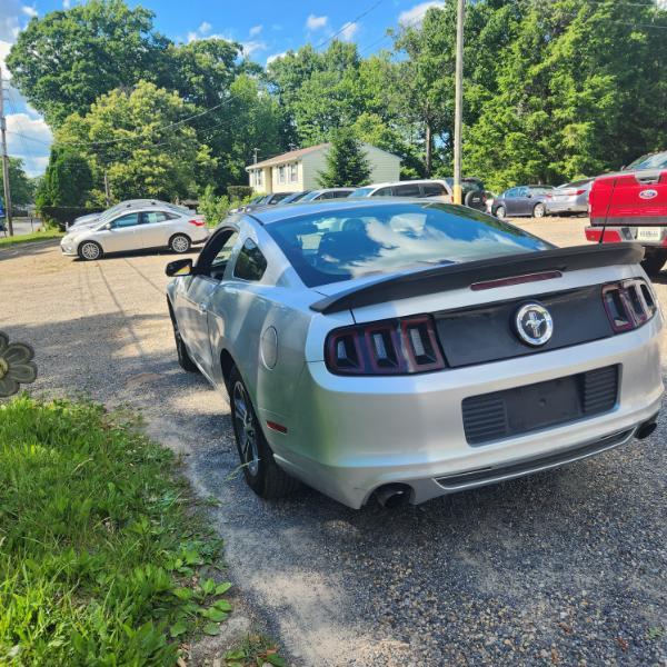 Ford Mustang V6 Coupe 2014