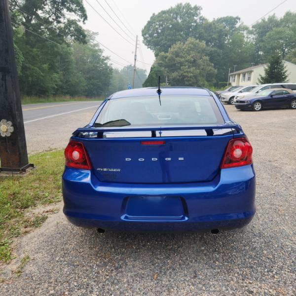Dodge Avenger SE 2012