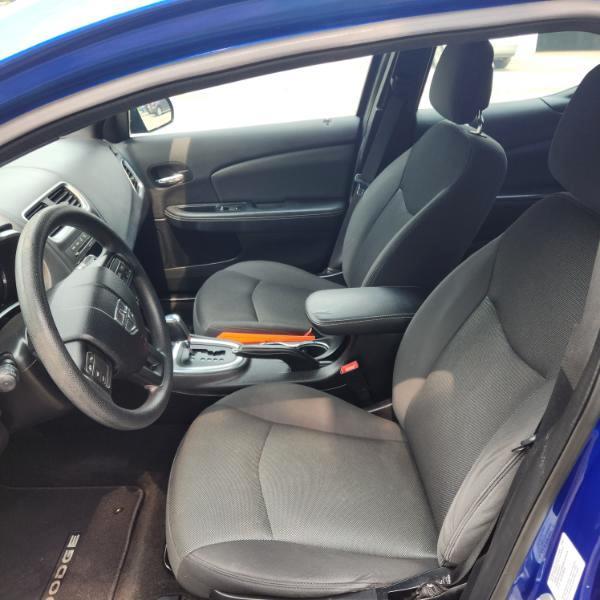 Dodge Avenger SE 2012