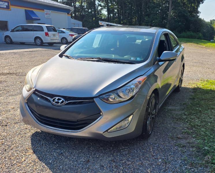 Hyundai Elantra GS Coupe A/T 2013