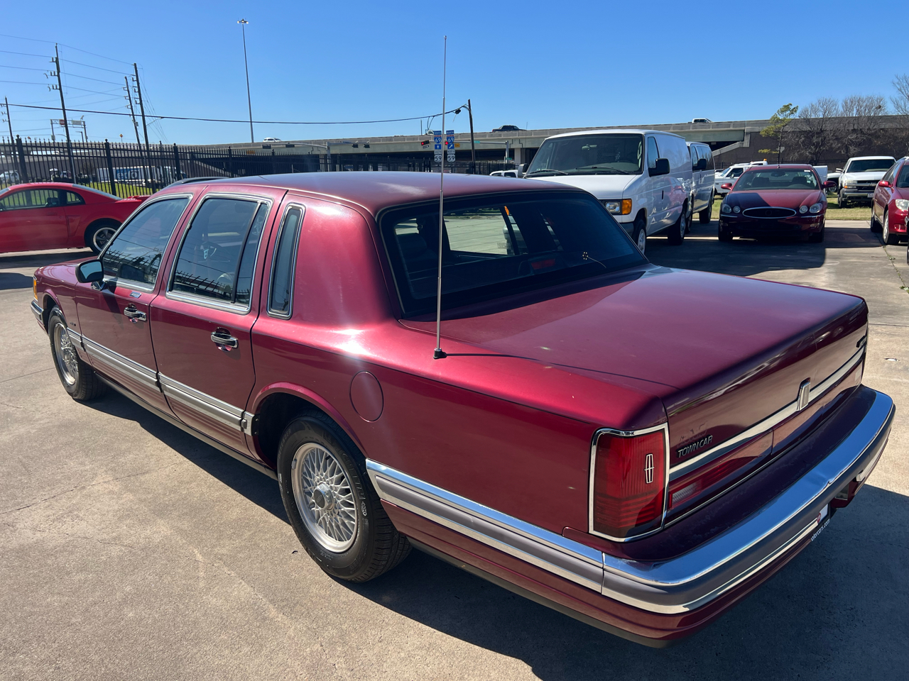 Lincoln Town Car  1990