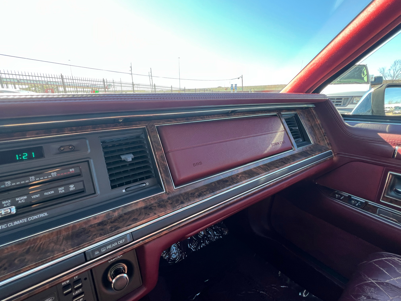 Lincoln Town Car  1990