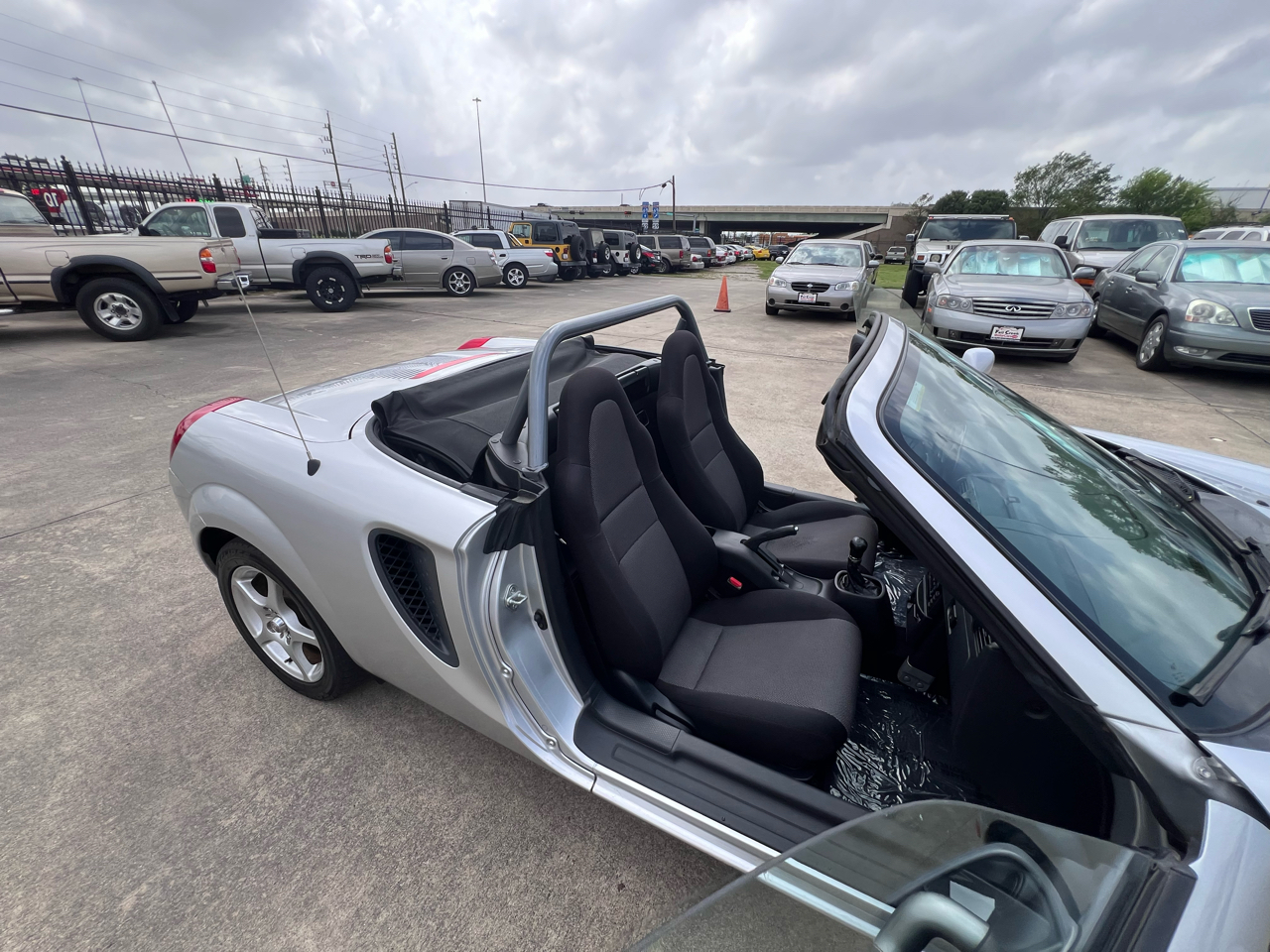 Toyota MR2 Spyder Convertible 2002 Toyota MR2 Spyder Convertible 2002