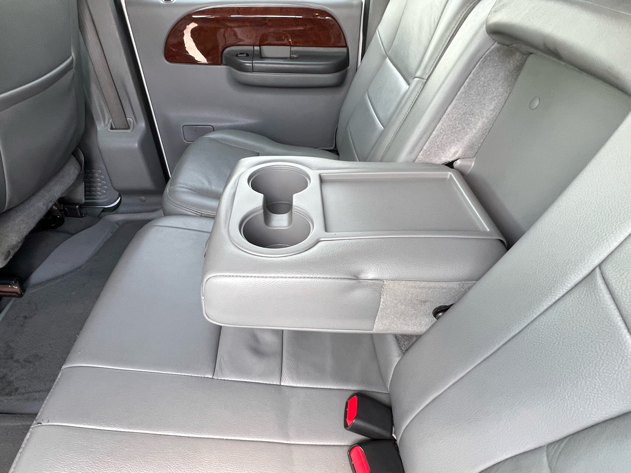 Ford F-350 SD Lariat Crew Cab 4WD 2004 Ford F-350 SD Lariat Crew Cab 4WD 2004