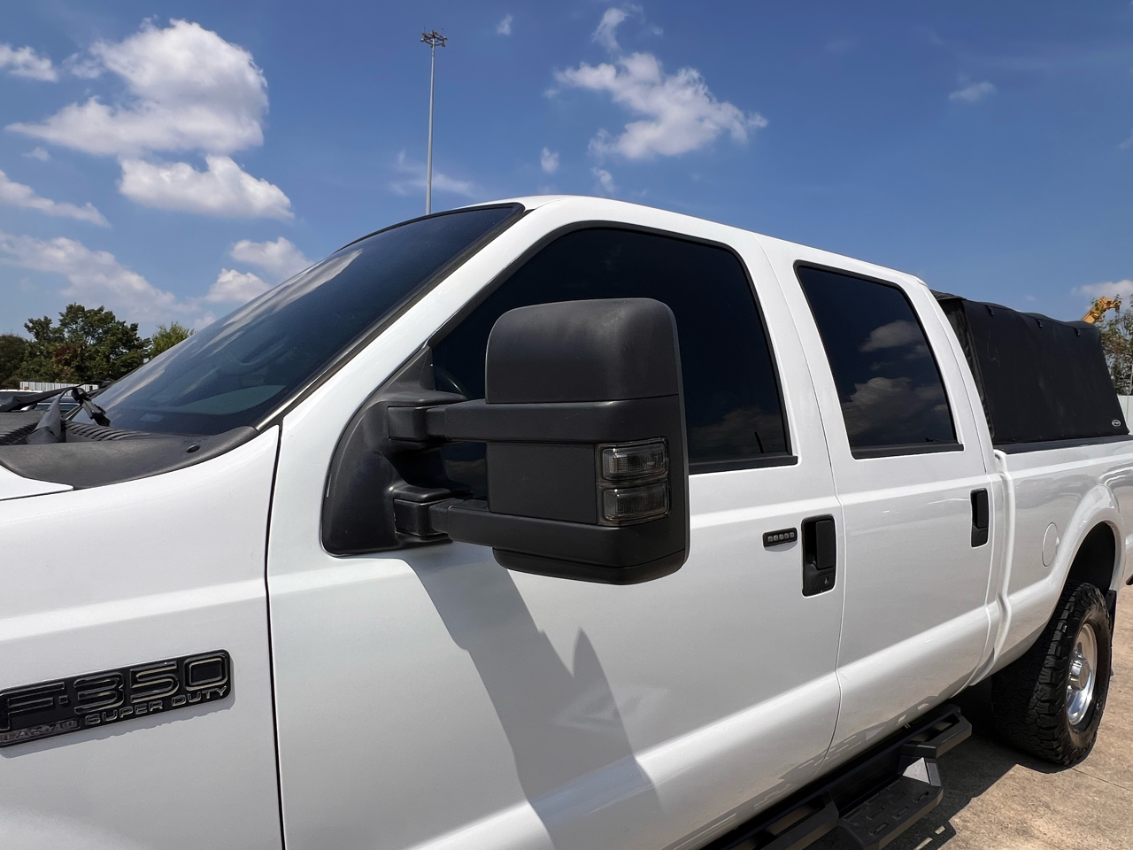 Ford F-350 SD Lariat Crew Cab 4WD 2004 Ford F-350 SD Lariat Crew Cab 4WD 2004