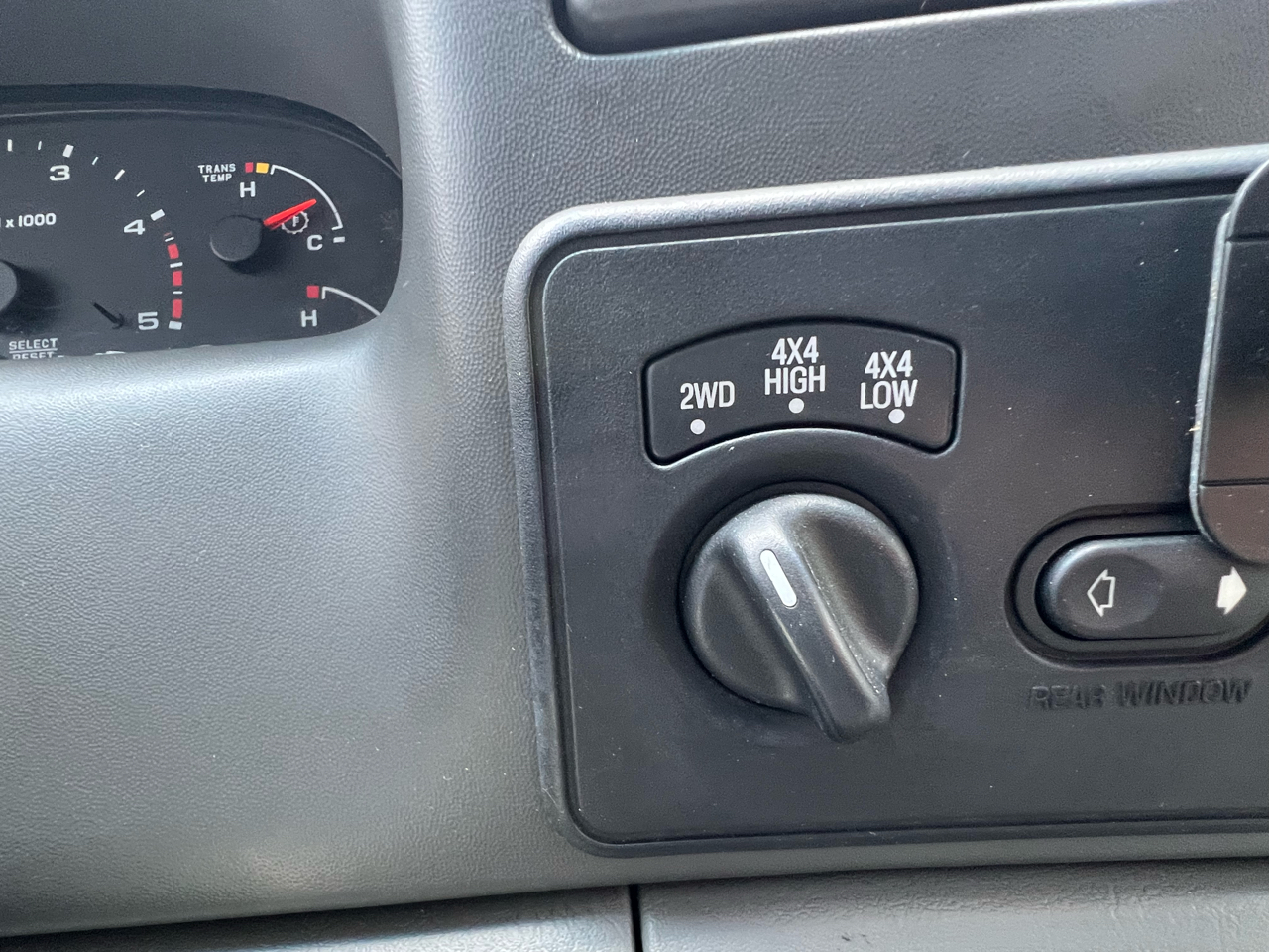 Ford F-350 SD Lariat Crew Cab 4WD 2004 Ford F-350 SD Lariat Crew Cab 4WD 2004