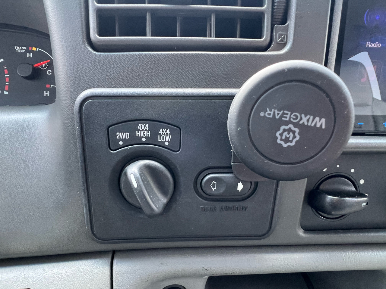 Ford F-350 SD Lariat Crew Cab 4WD 2004 Ford F-350 SD Lariat Crew Cab 4WD 2004