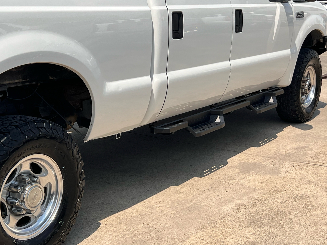 Ford F-350 SD Lariat Crew Cab 4WD 2004 Ford F-350 SD Lariat Crew Cab 4WD 2004