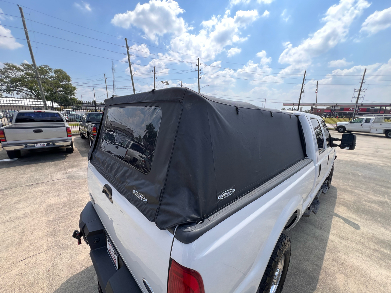 Ford F-350 SD Lariat Crew Cab 4WD 2004 Ford F-350 SD Lariat Crew Cab 4WD 2004