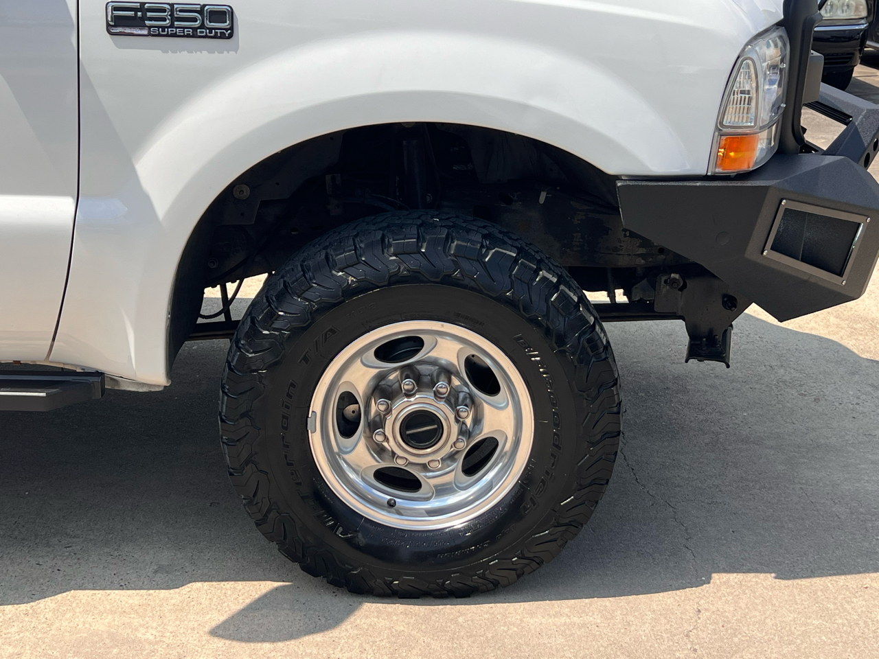 Ford F-350 SD Lariat Crew Cab 4WD 2004 Ford F-350 SD Lariat Crew Cab 4WD 2004