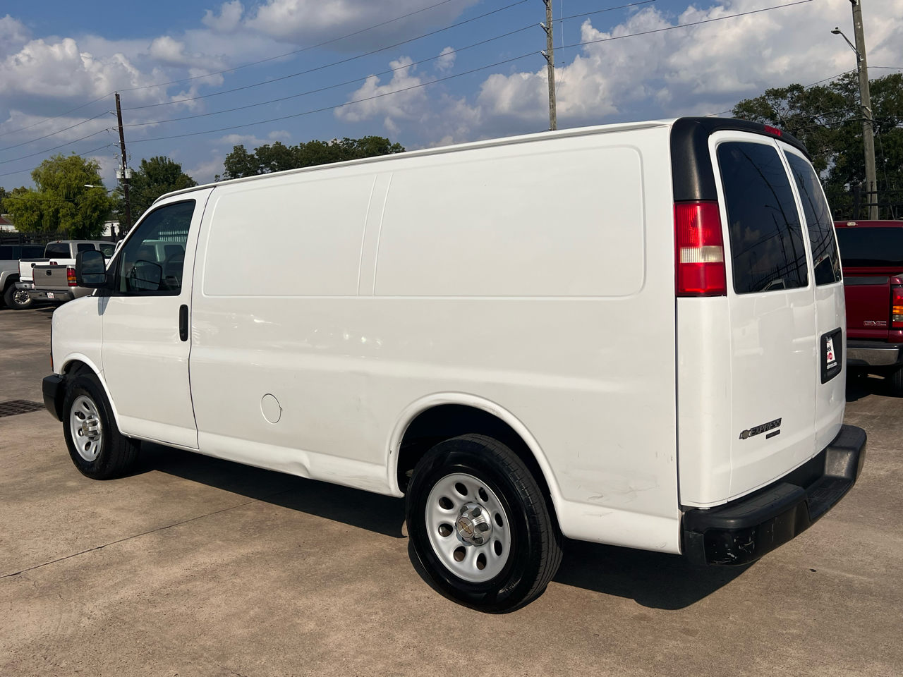 2012 Chevrolet Express 1500 Cargo photo 4
