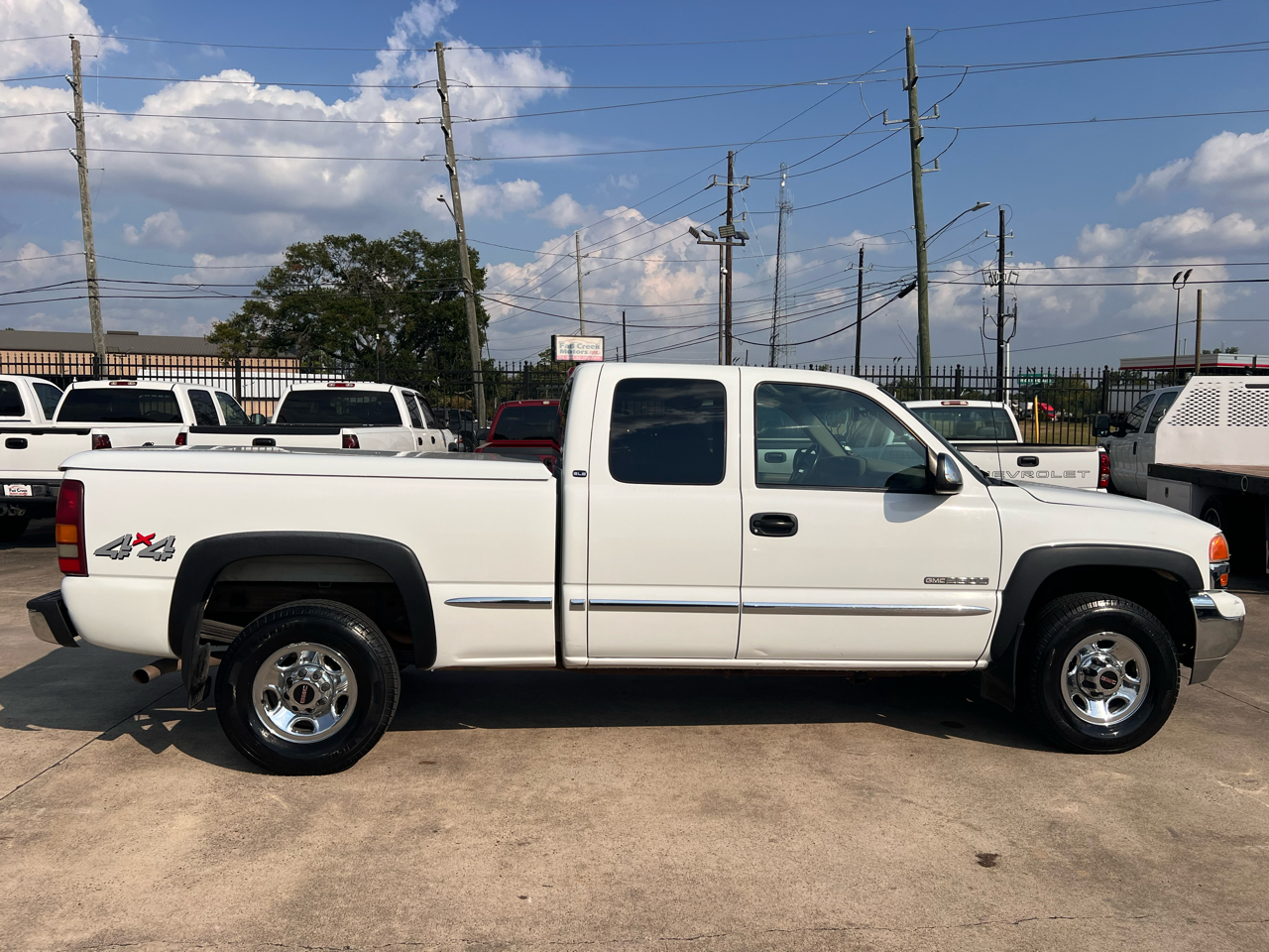 2001 Gmc Sierra 2500 SLE photo 5