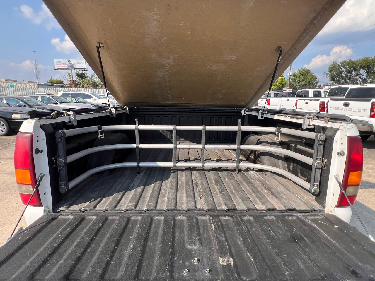 2001 Gmc Sierra 2500 SLE photo 17