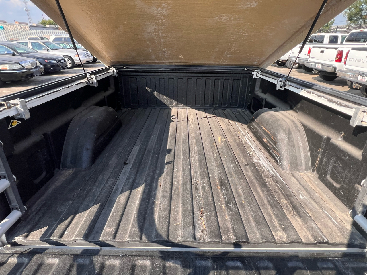 2001 Gmc Sierra 2500 SLE photo 18