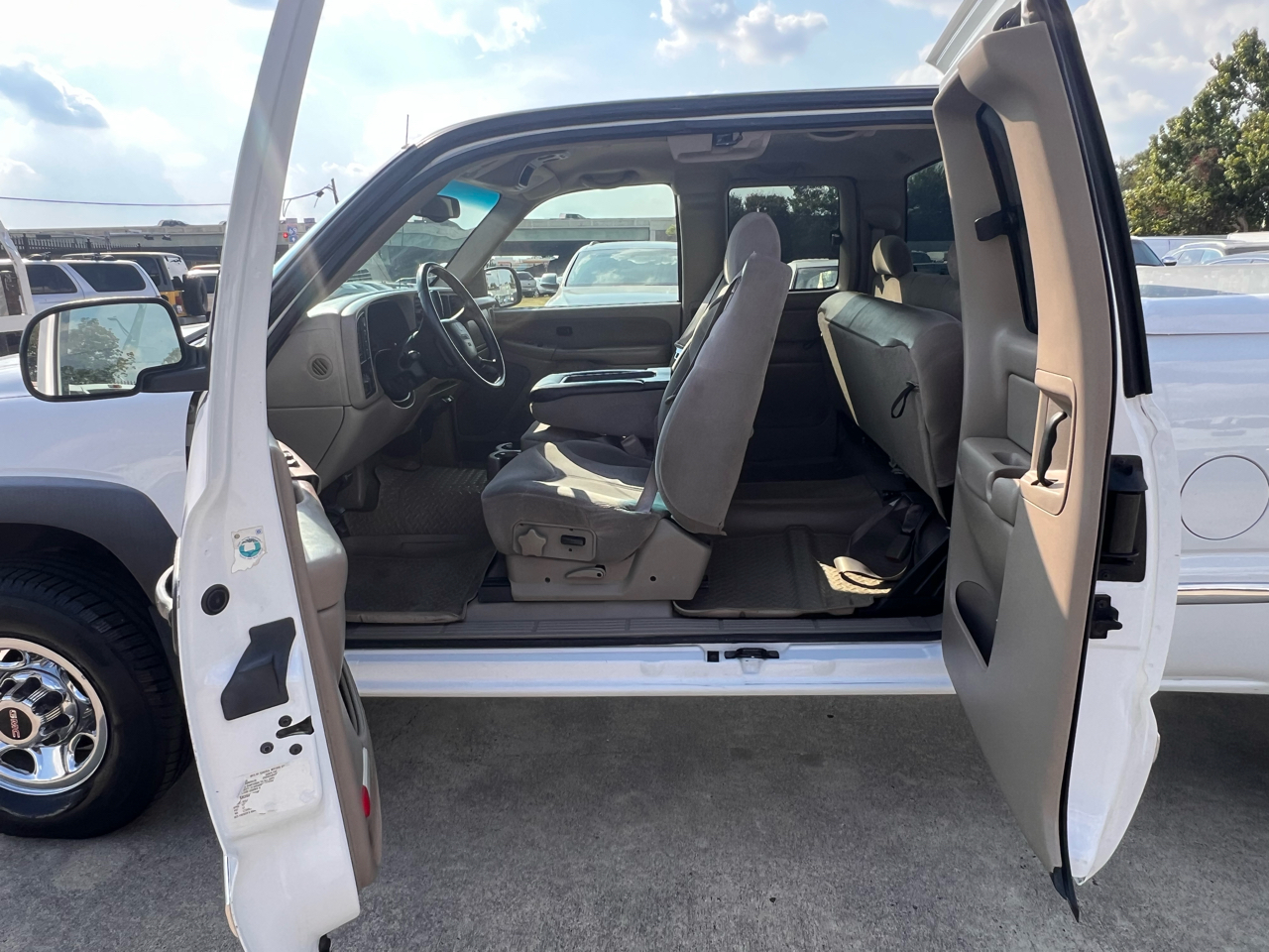 2001 Gmc Sierra 2500 SLE photo 23