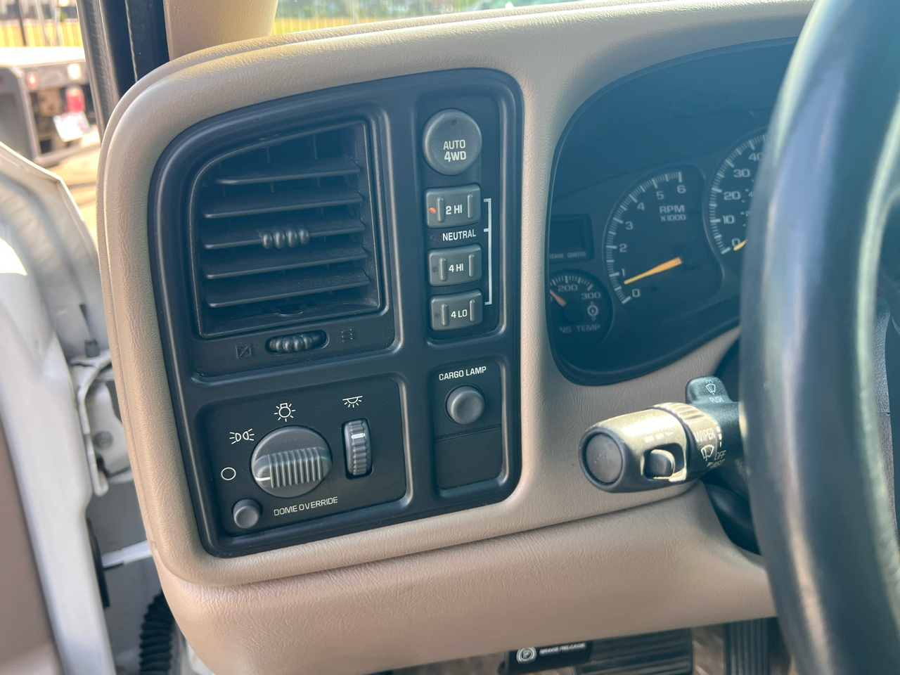 2001 Gmc Sierra 2500 SLE photo 28