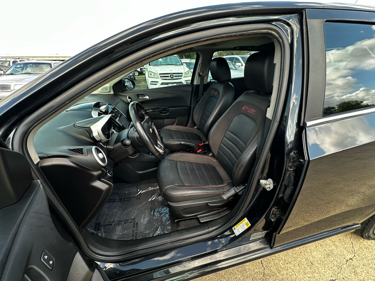 2014 Chevrolet Sonic RS photo 5