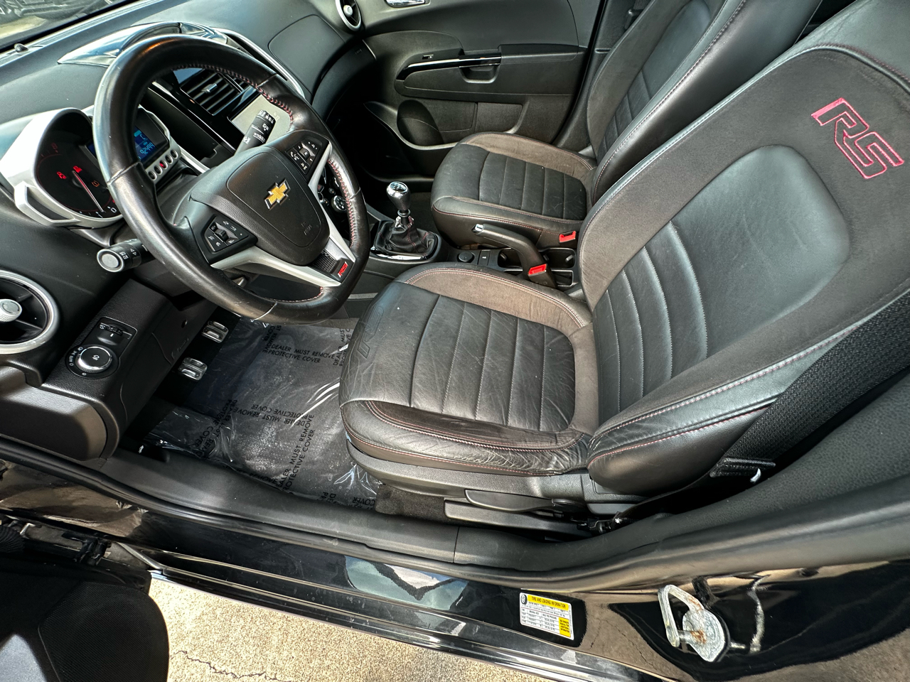 2014 Chevrolet Sonic RS photo 7