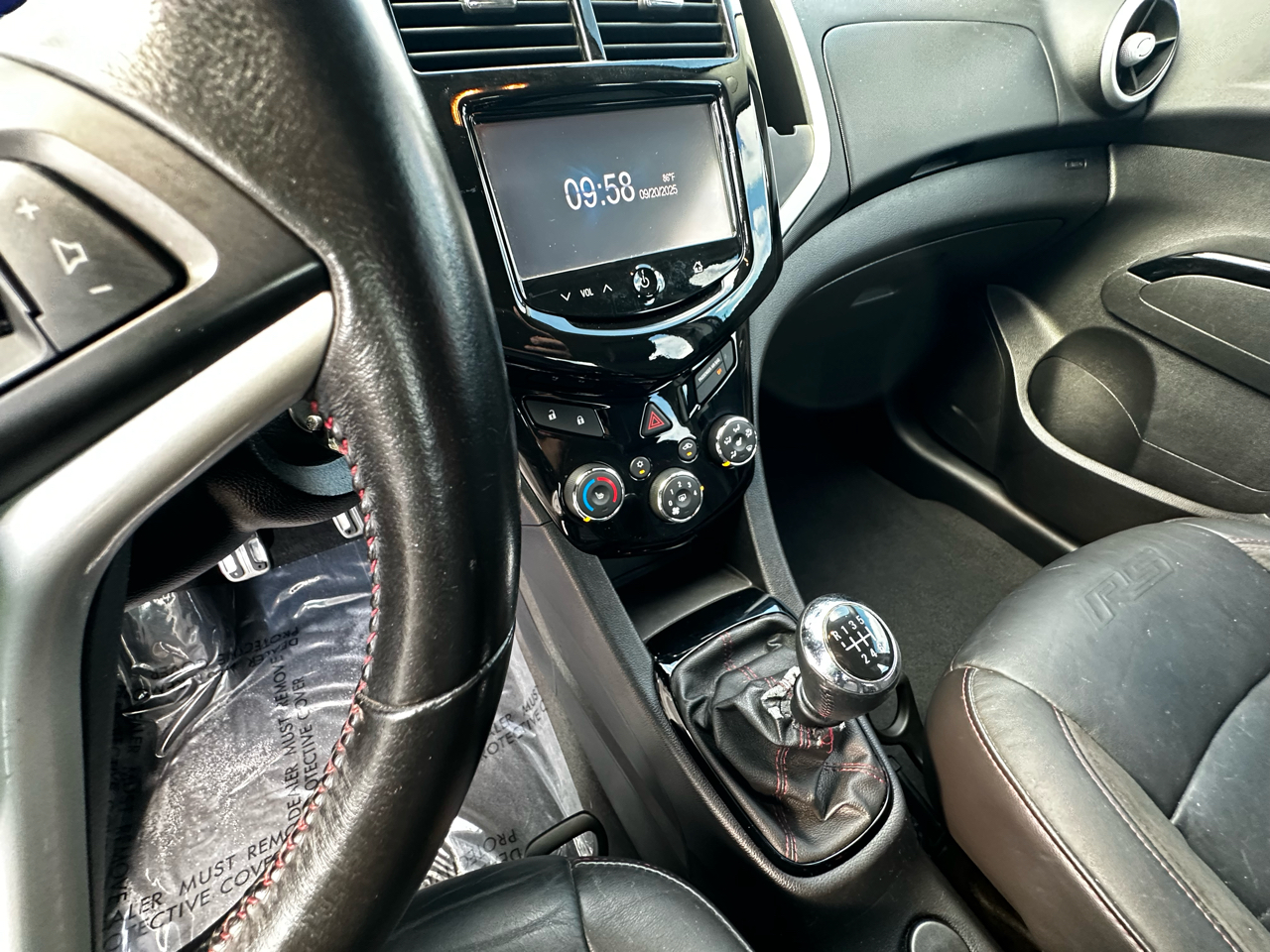 2014 Chevrolet Sonic RS photo 10