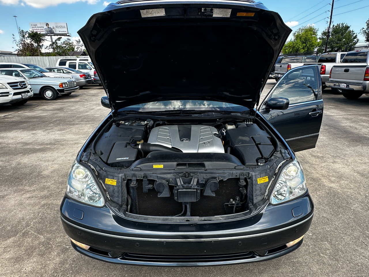 2005 Lexus LS 430 Luxury photo 16