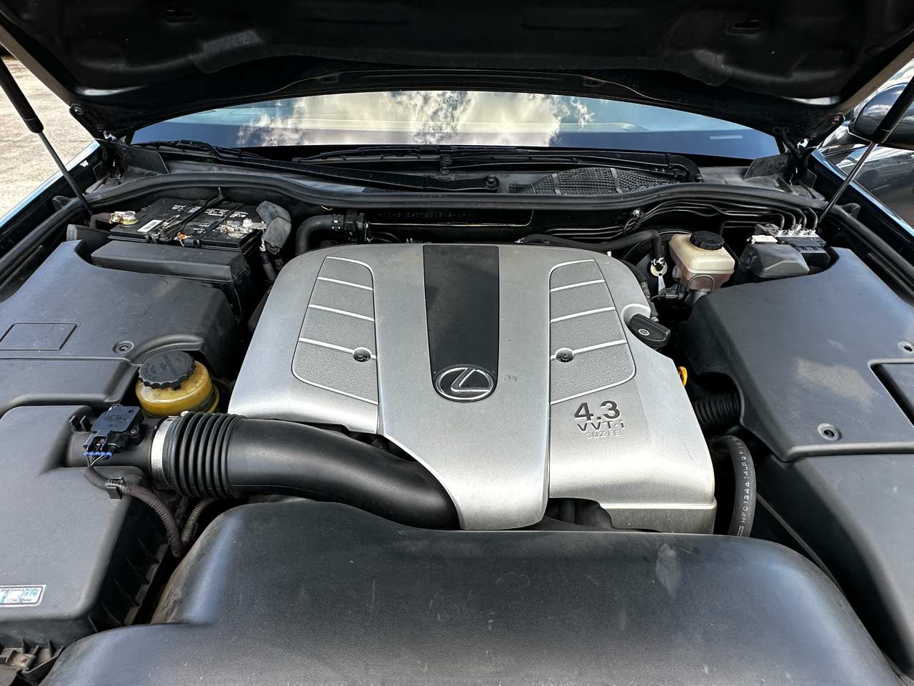2005 Lexus LS 430 Luxury photo 17