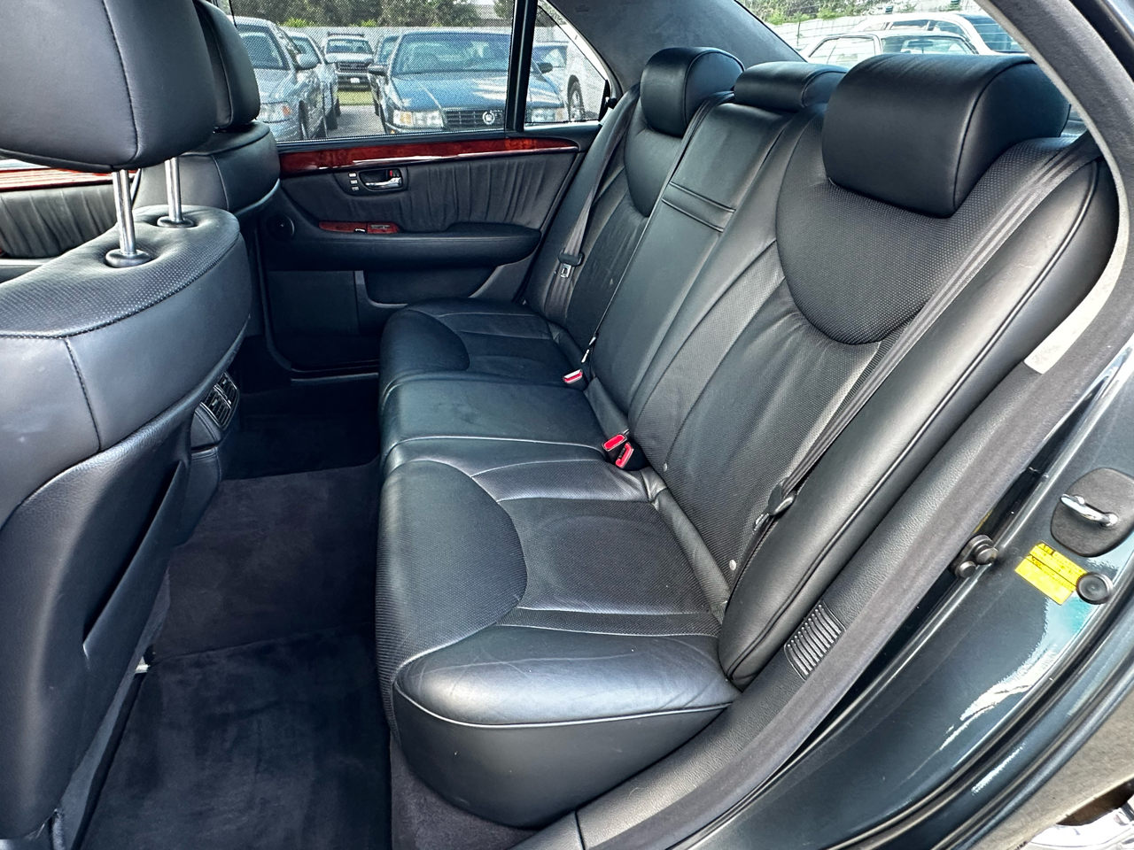 2005 Lexus LS 430 Luxury photo 25