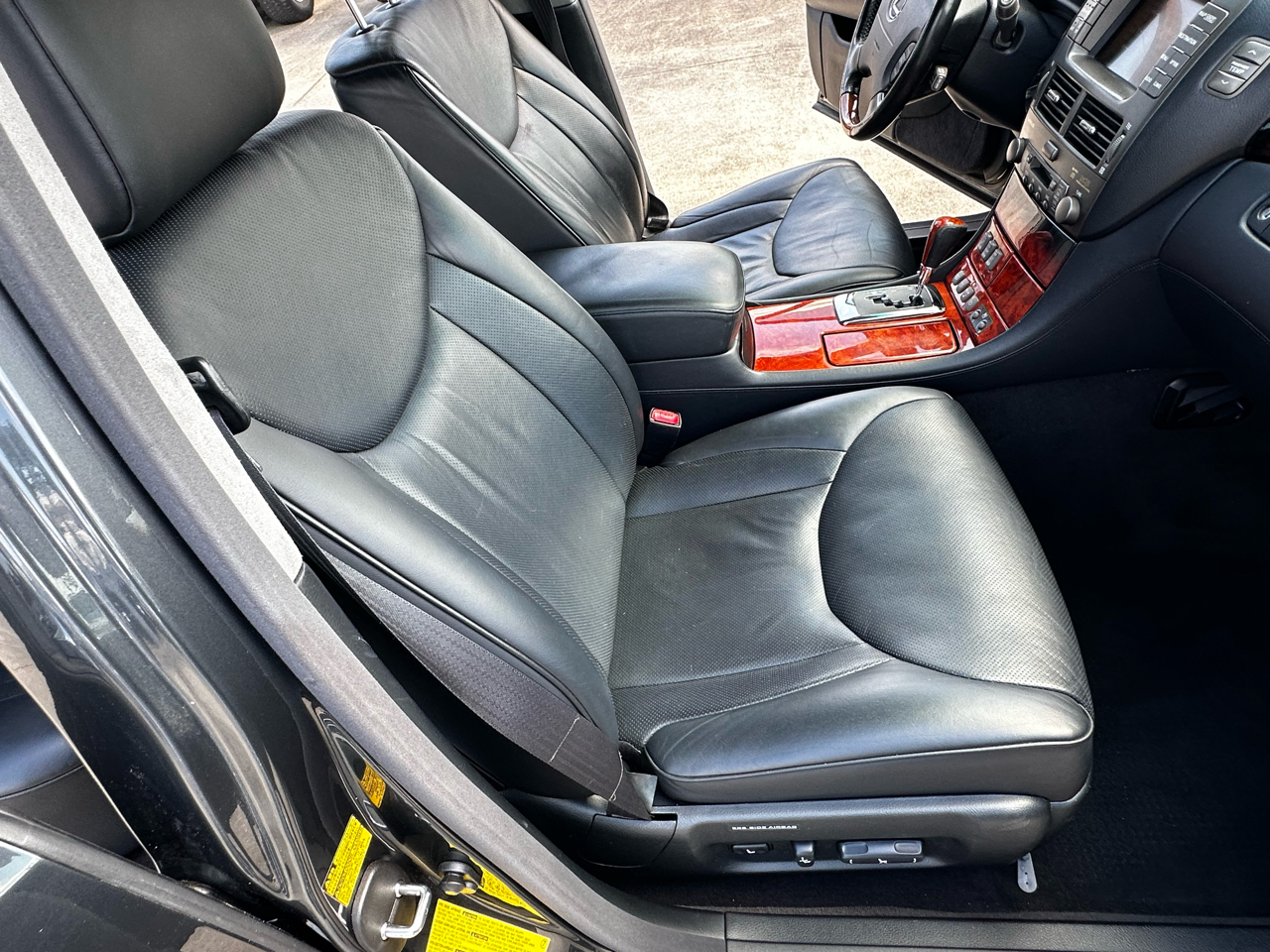 2005 Lexus LS 430 Luxury photo 31