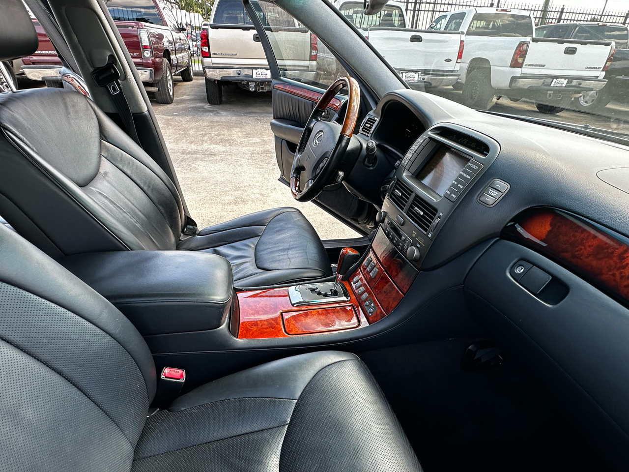 2005 Lexus LS 430 Luxury photo 34